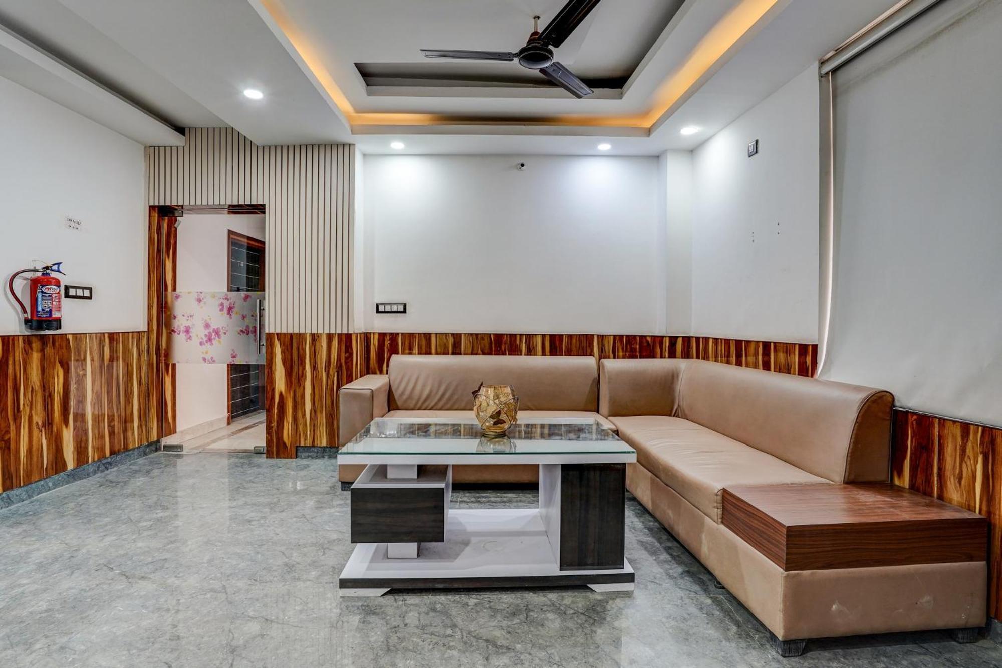 Hotel Hight Krone A Family Hotel Near Igi Airport Delhi نيودلهي المظهر الخارجي الصورة