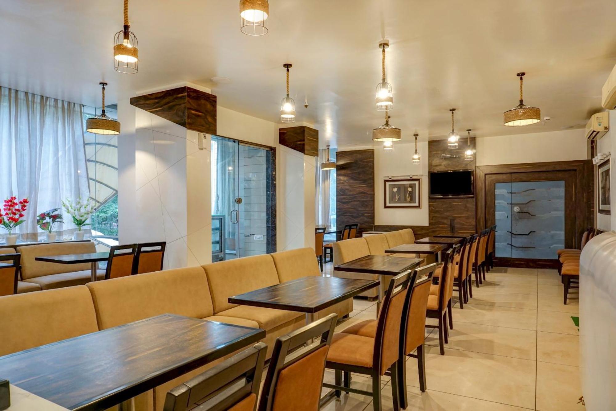 Hotel Hight Krone A Family Hotel Near Igi Airport Delhi نيودلهي المظهر الخارجي الصورة